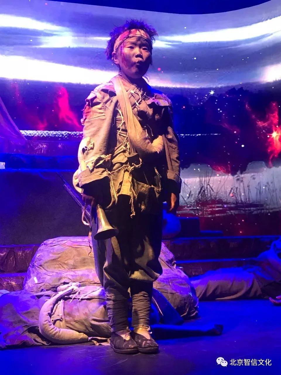 话剧湘江1934在北京演出曹保印院长应邀讲历史课