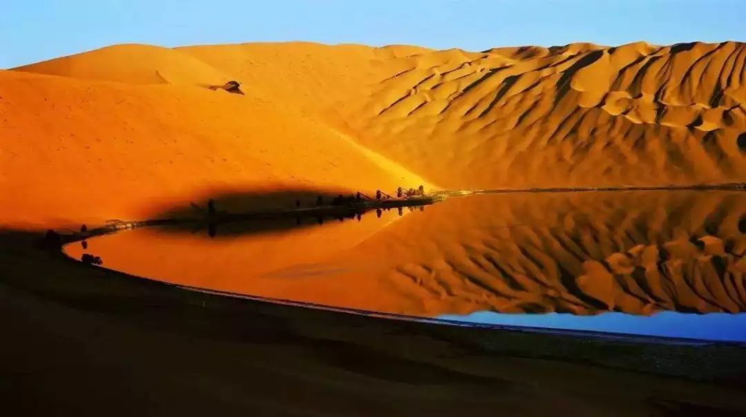 腾格里沙漠20天清出4万吨黑液，中国的环保债务到底有多重？-锋巢网