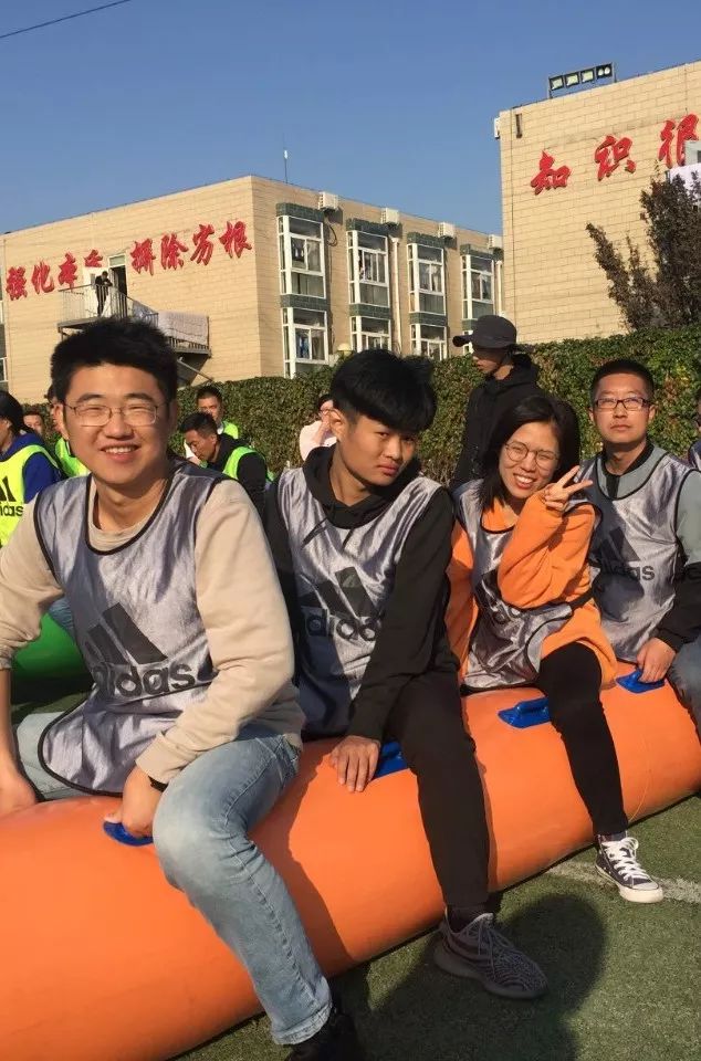 新知图谱, 踏上跑道,是一种选择;离开起点,是一种勇气!