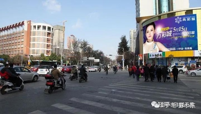 新知达人, 户外广告的春天来到