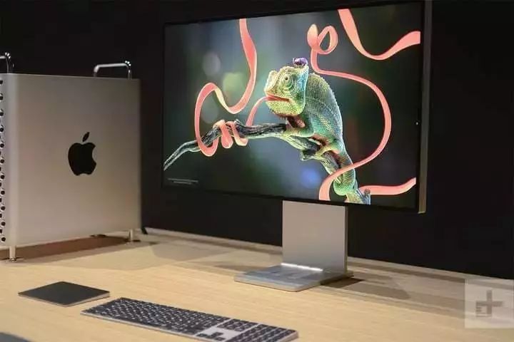 新知图谱, 今日热门 | 苹果注册 7 款 MacBook 新型号!
