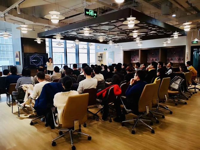 新知达人, 来自FinTech社区的邀请函