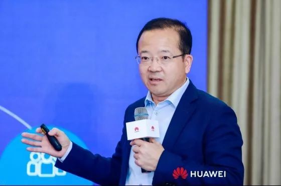 华为王成录huaweihiai做了很多暖心的应用
