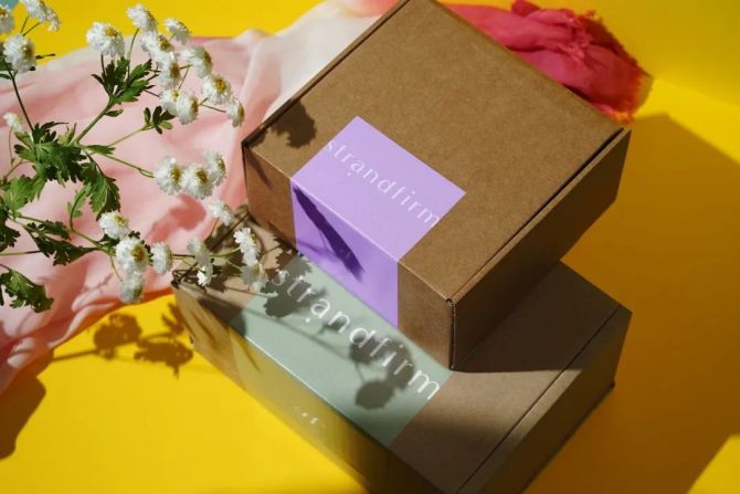 新知达人, 粉色系列围巾品牌形象包装设计