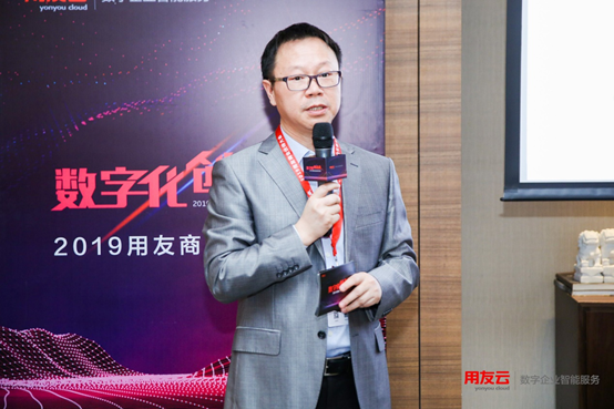 新知达人, 用友云市场联手商业新知 发布知识运营推广服务
