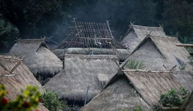 見過草房子組成的村落嗎