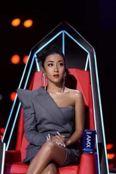 《中国好声音》韦礼安亮相惊艳全场 残酷车轮战达西遗憾淘汰