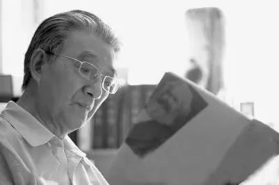 新知达人, 纪念黄枬森先生百年诞辰 | 《德意志意识形态》与当代中国马克思主义哲学研究的三个问题