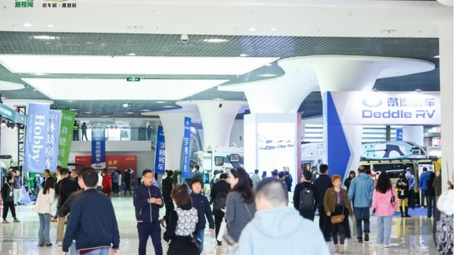 引领新趋势 探索新生活 第十九届上海国际房车展今日盛大开幕！