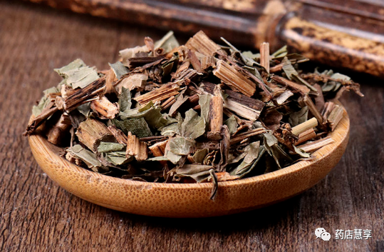 采集以后洗净晒干就能入药,入药以后的三白草花药用功效即为出