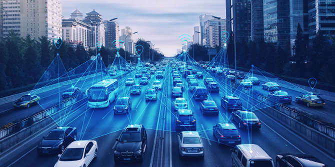 新知达人, 智能汽车产业未来：智能化和网联化协同发展！-五度易链产业观察